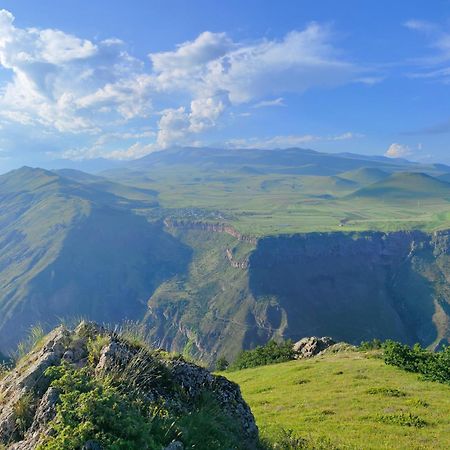 Alex Bnb تاتيف المظهر الخارجي الصورة