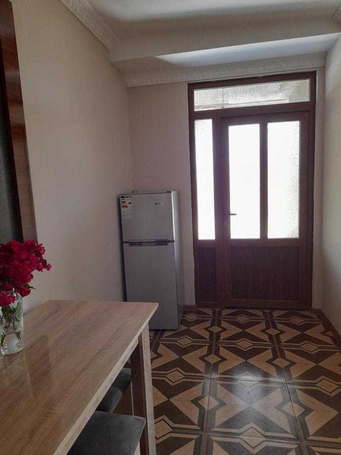 Alex Bnb تاتيف المظهر الخارجي الصورة